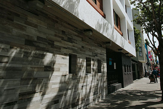 1825 Mission photo 3