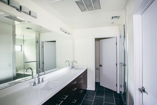 Shoreham Apartments photo 13